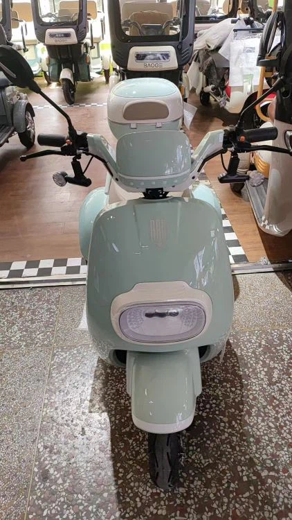 Elektrisk trehjuling med låg hastighet